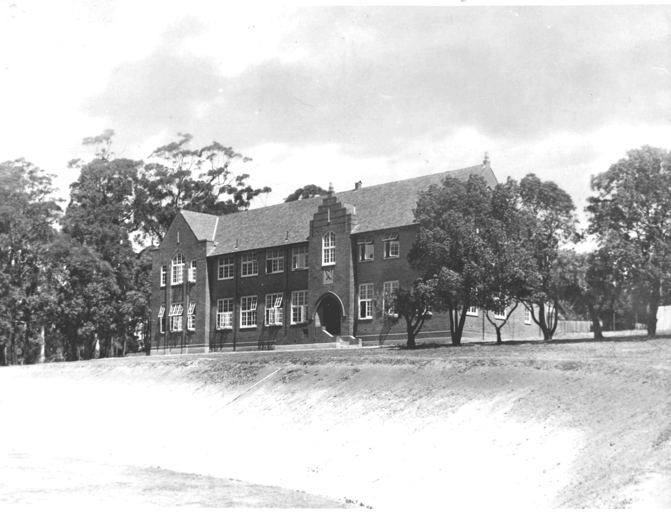 1925 Main School Building